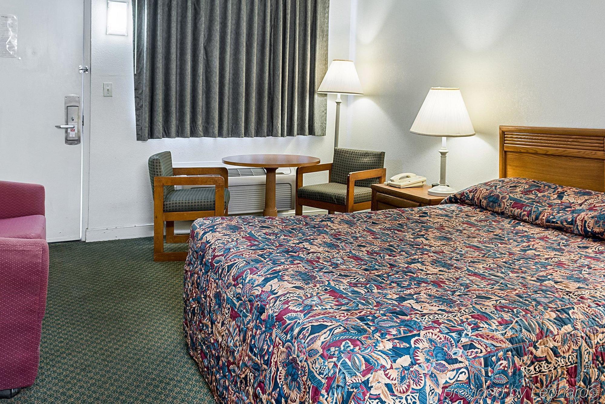 Gateway Inn Templeton Ngoại thất bức ảnh