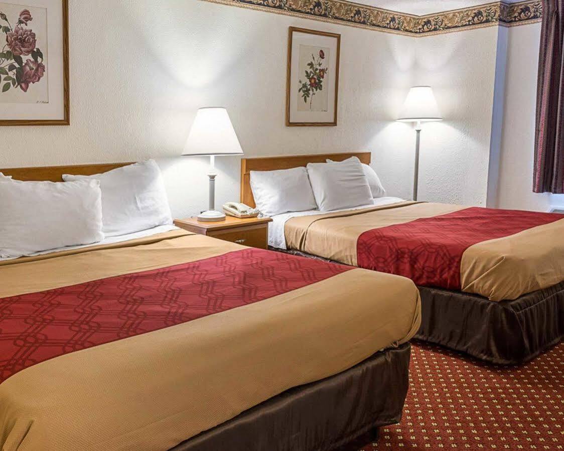 Gateway Inn Templeton Ngoại thất bức ảnh